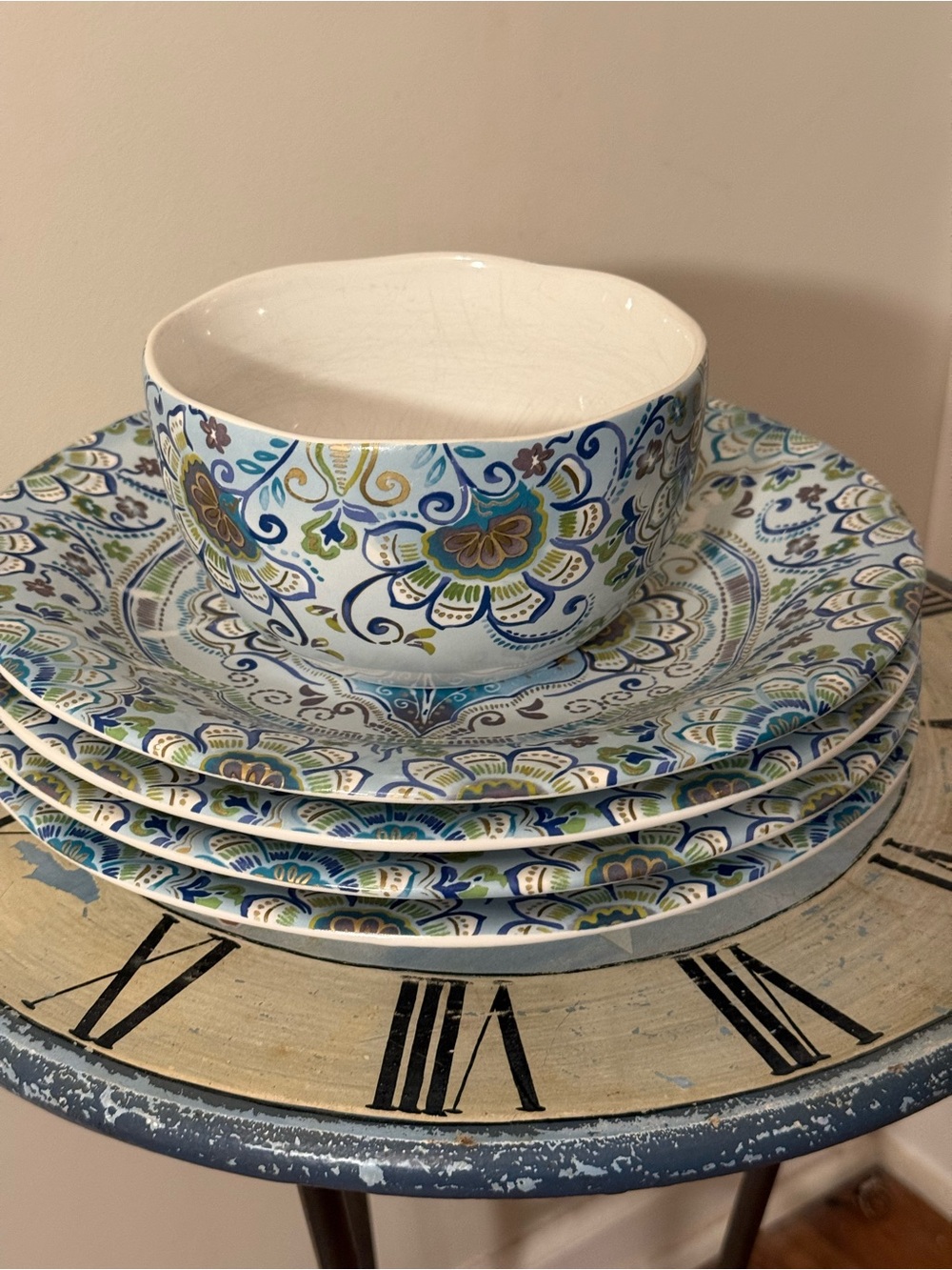 Rare 222 Fifth Aisha Fine China Dinnerware Set - 4 Plates & 1 Bowl Vintage